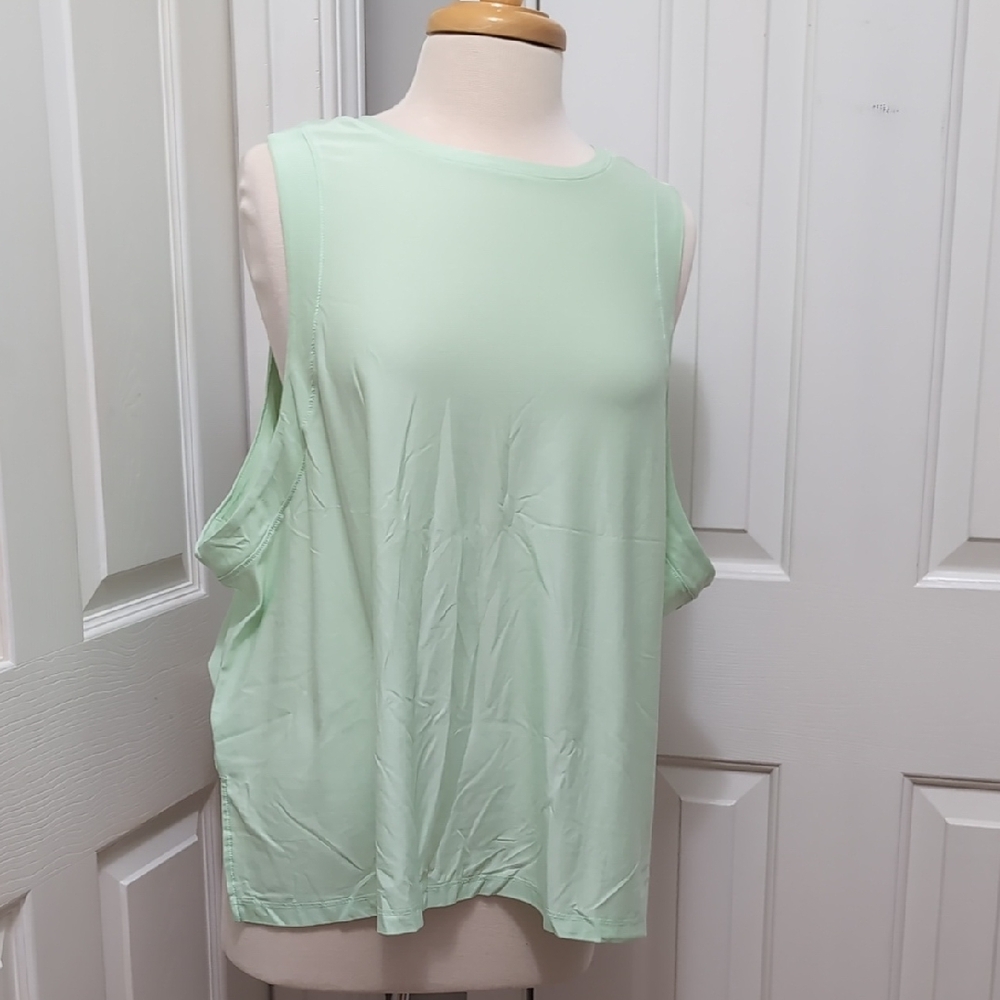 Old Navy Active Soft Green Top